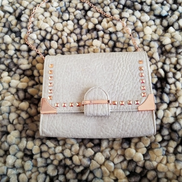 Accessories - Cream purse Accessories - Cream purse